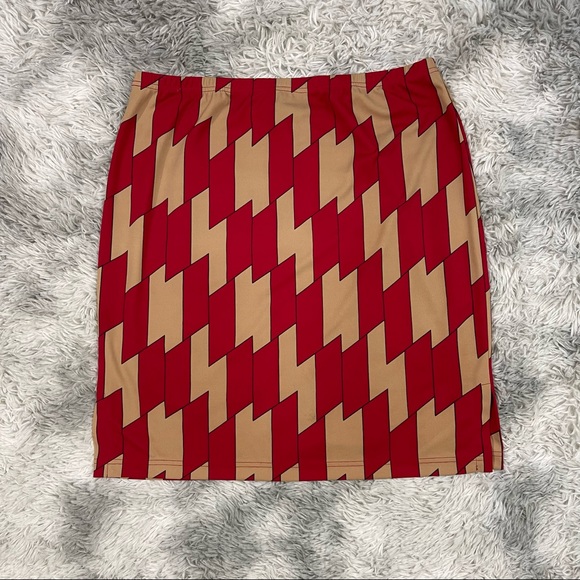 Vintage Red and Tan Print Stretchy Skirt - Picture 2 of 5